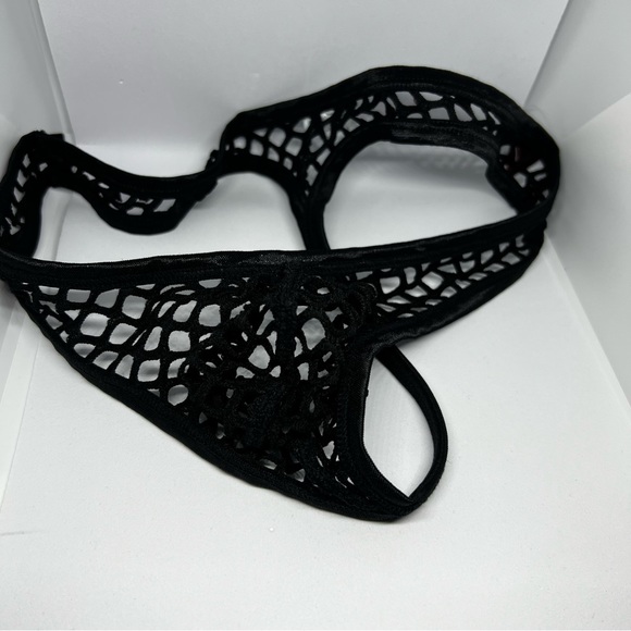 Mens mesh thong - Picture 9 of 14